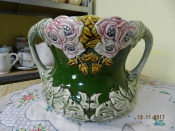 Flowerpot - ceramics - 1910 Flowerpot - ceramics - 1910